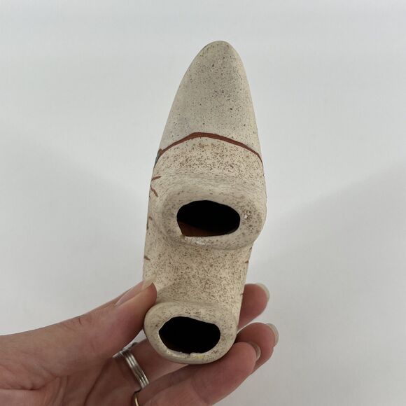 NATIVE AMERICAN HAND-ETCHED/PAINTED BEAR SCULPTURE SIGNED - Picture 10 of 13